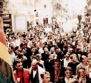 les homos dans la rue